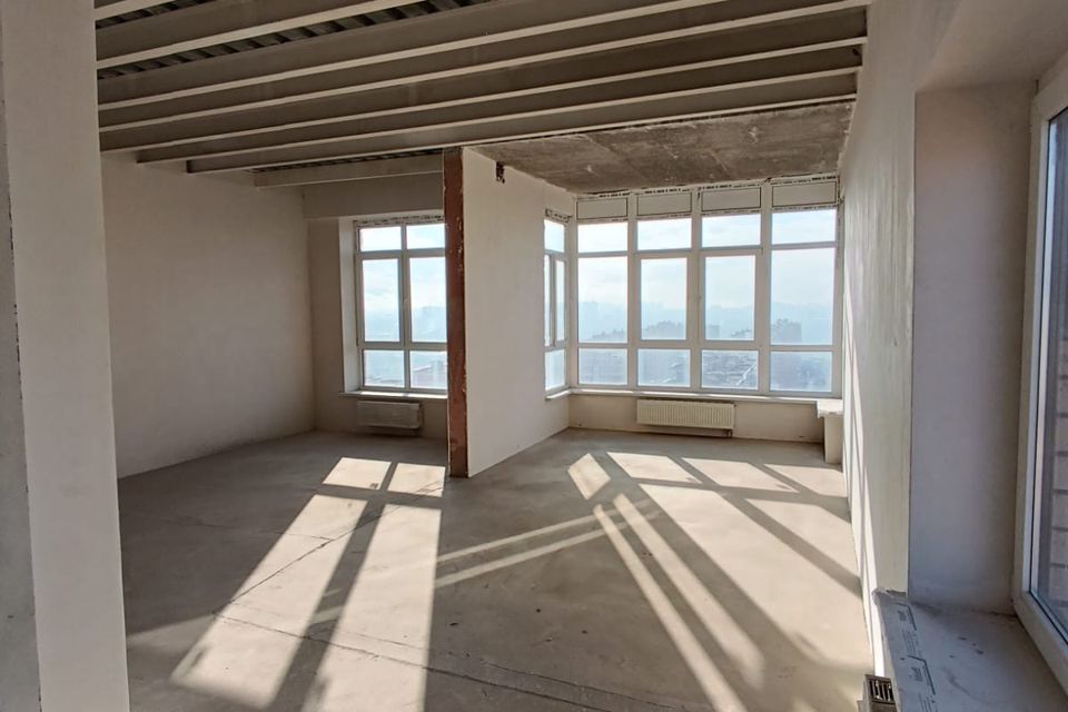 Продаётся 3-комнатная квартира, 109.5 м²
