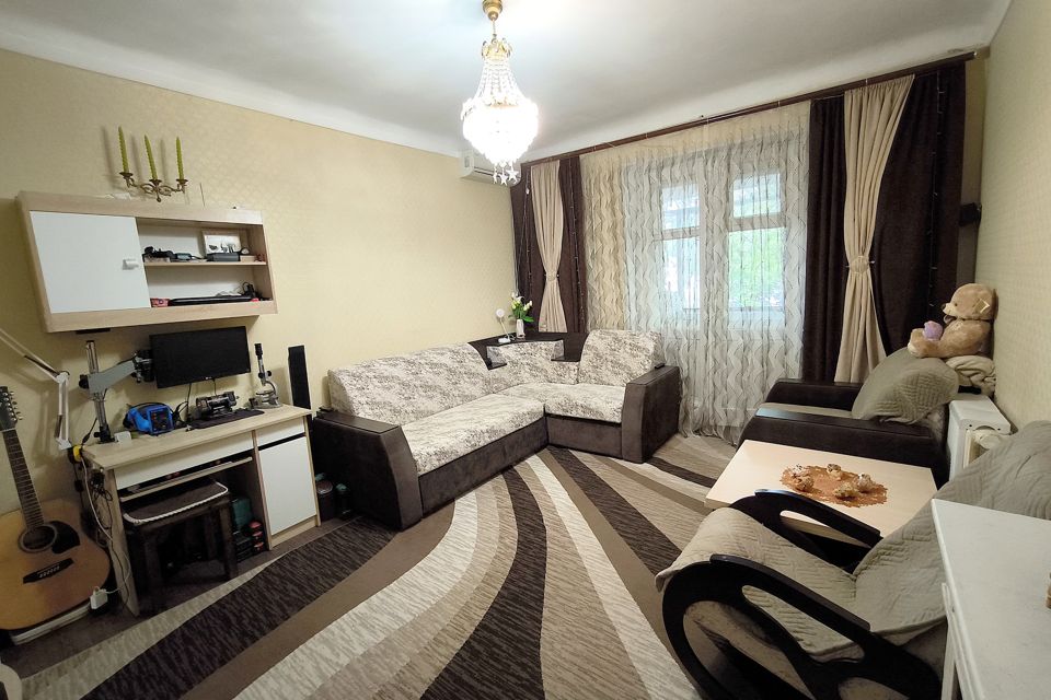 Продаётся 3-комнатная квартира, 53 м²