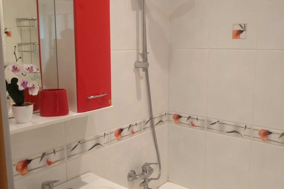 Продаётся 2-комнатная квартира, 49.3 м²