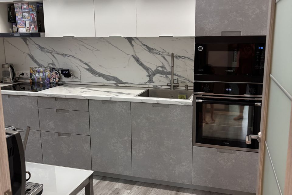 Продаётся 3-комнатная квартира, 64.7 м²