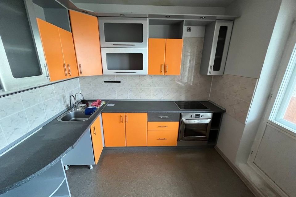 Сдаётся 2-комнатная квартира, 56 м²