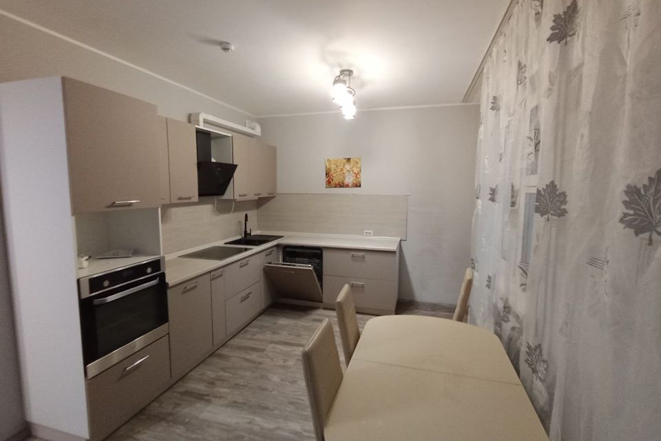 Сдаётся 3-комнатная квартира, 84 м²