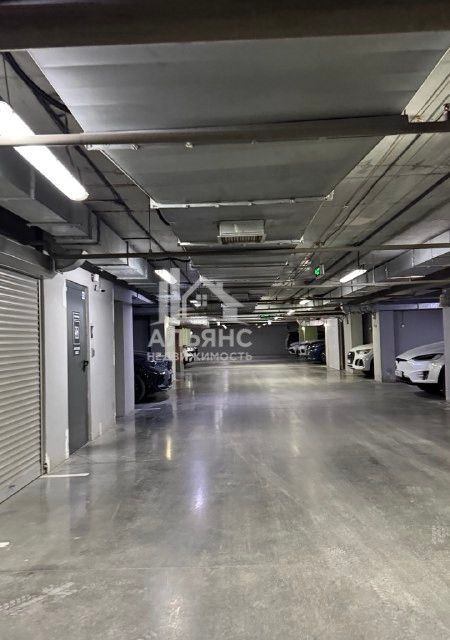Продаётся машиноместо, 14.2 м²
