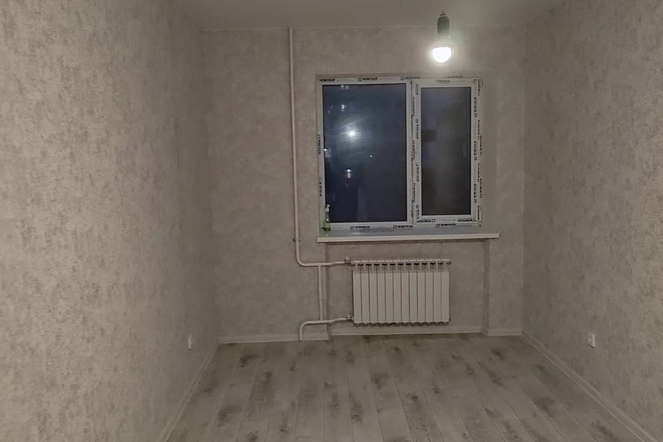 Продаётся 1-комнатная квартира, 42 м²