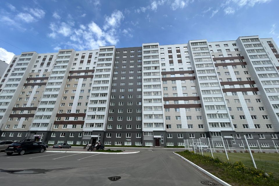 Продаётся 2-комнатная квартира, 63.6 м²