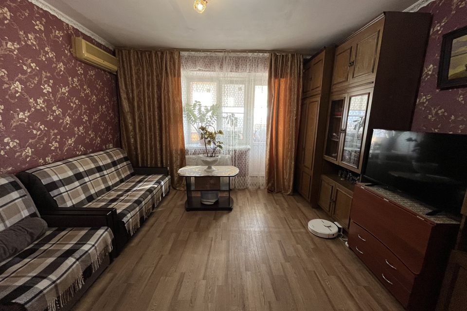 Продаётся 3-комнатная квартира, 60 м²