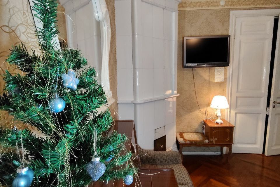 Сдаётся 2-комнатная квартира, 65 м²