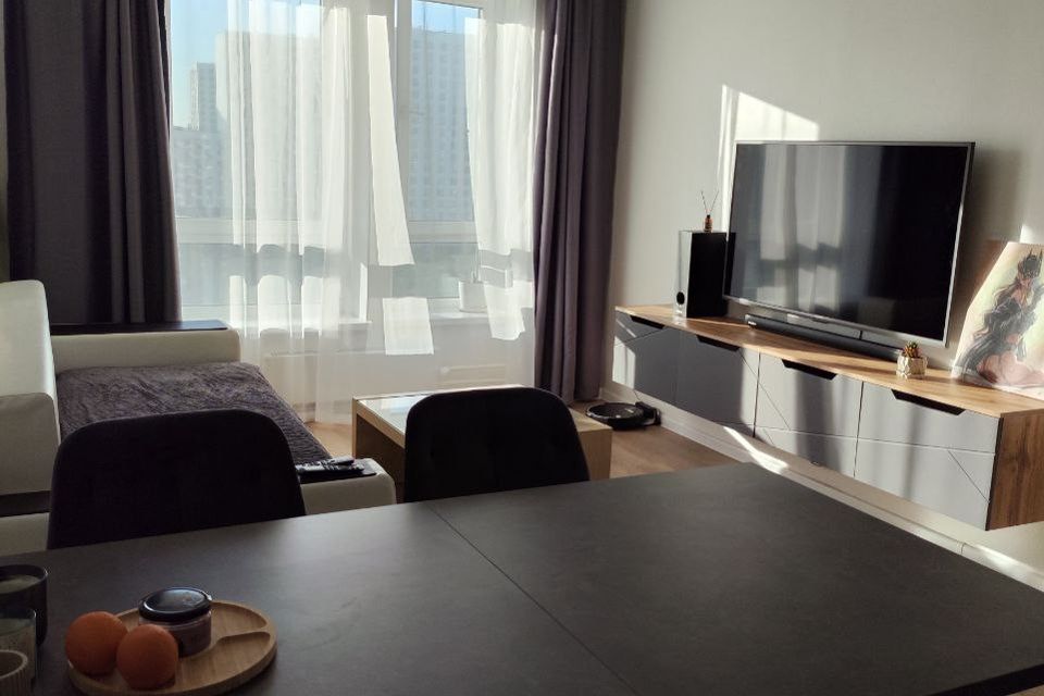 Продаётся 2-комнатная квартира, 55.6 м²