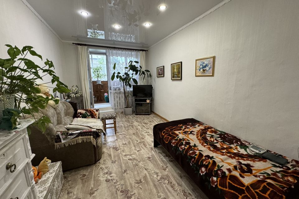 Продаётся 3-комнатная квартира, 60.3 м²