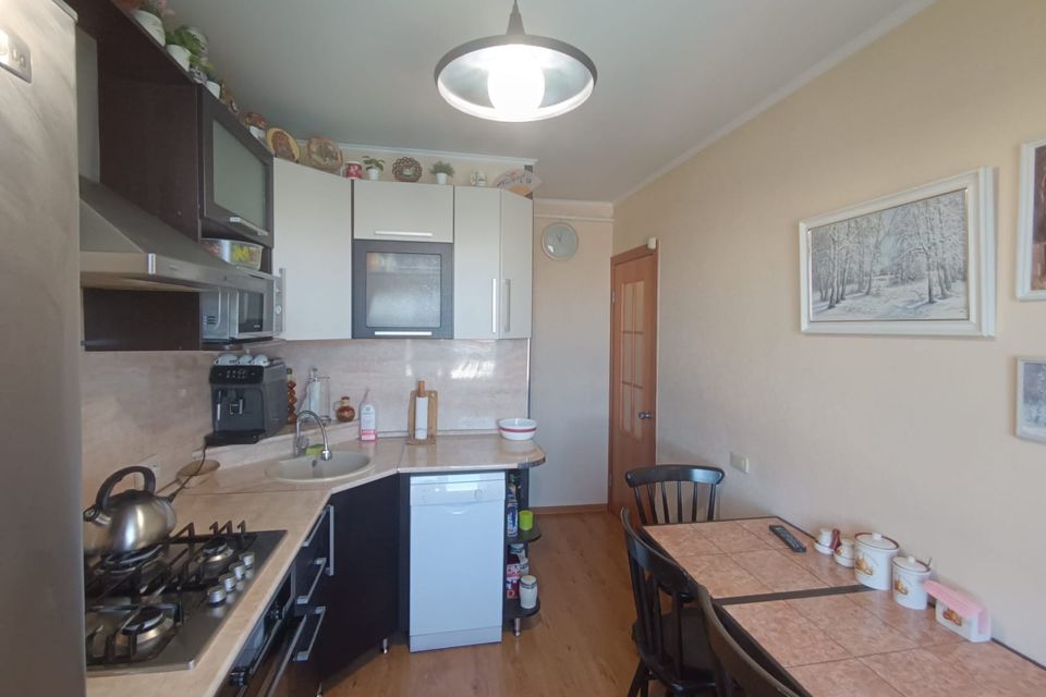 Продаётся 3-комнатная квартира, 62.9 м²
