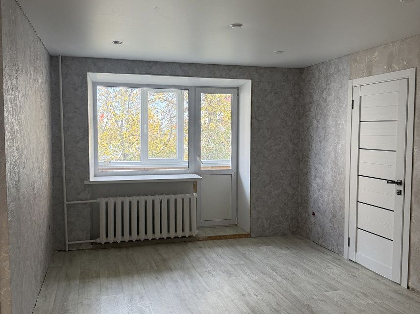 Продаётся 3-комнатная квартира, 56.1 м²