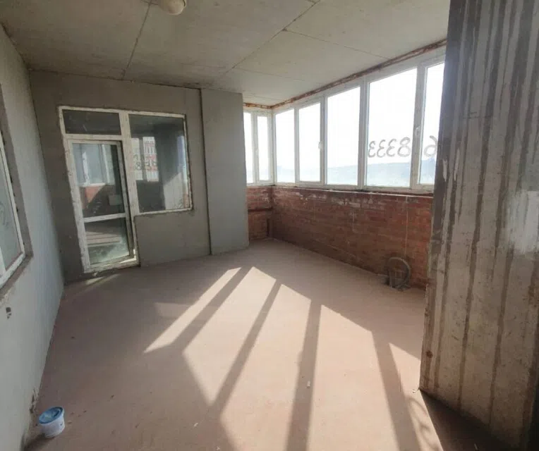 Продаётся 4-комнатная квартира, 126 м²