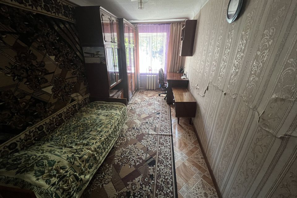 Продаётся 3-комнатная квартира, 56 м²