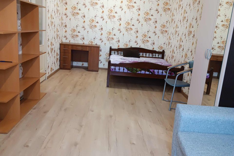 Продаётся 1-комнатная квартира, 39.8 м²