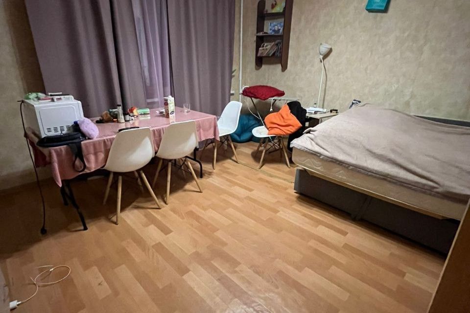Продаётся 2-комнатная квартира, 57.2 м²