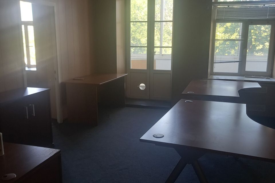 Продаётся 3-комнатная квартира, 67.4 м²
