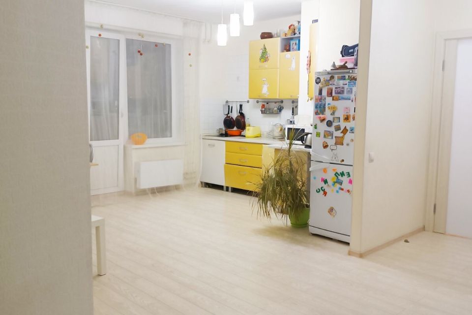 Продаётся 2-комнатная квартира, 76 м²