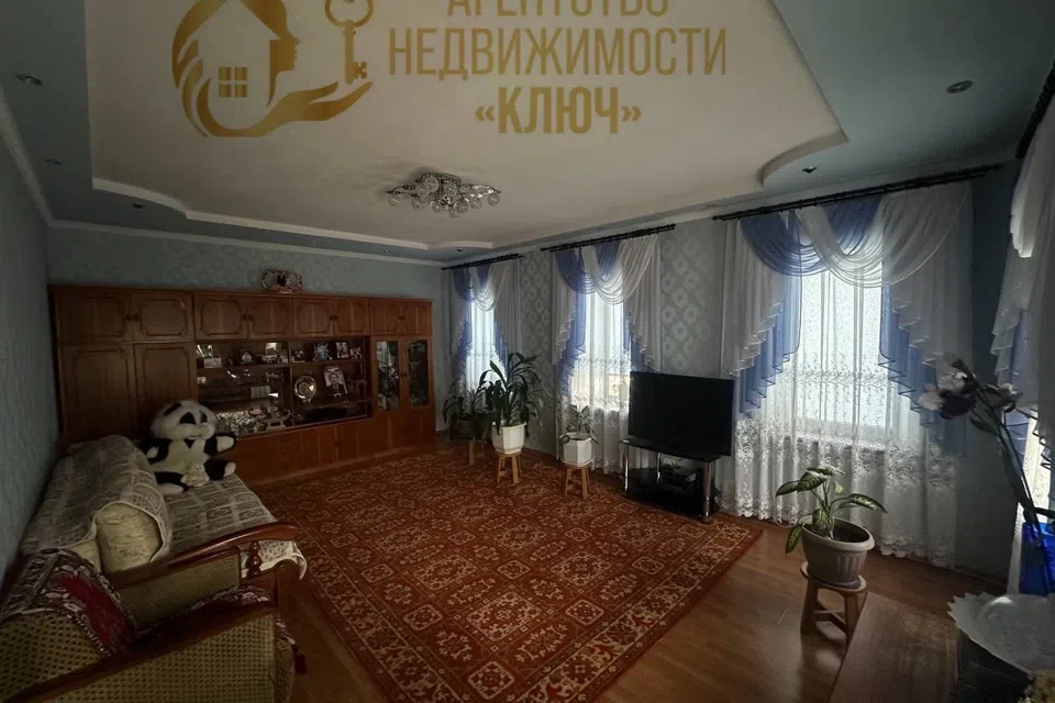 Продаётся 2-этажный дом, 190 м²