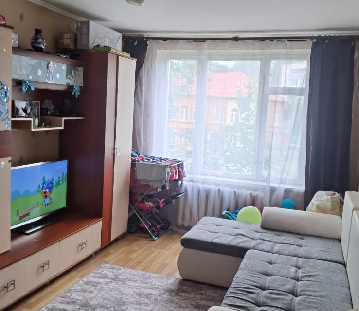 Продаётся 3-комнатная квартира, 57.7 м²