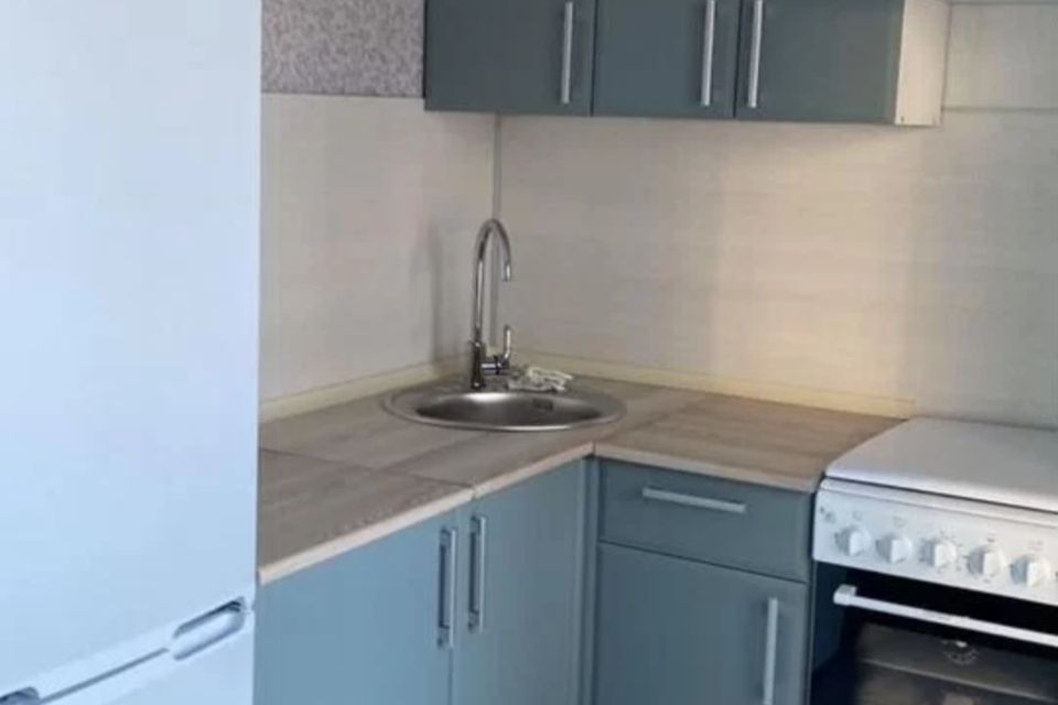 Продаётся 1-комнатная квартира, 43 м²