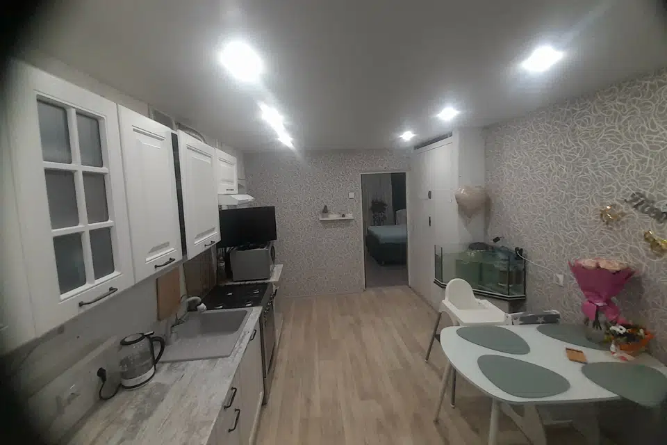 Продаётся 2-комнатная квартира, 58 м²