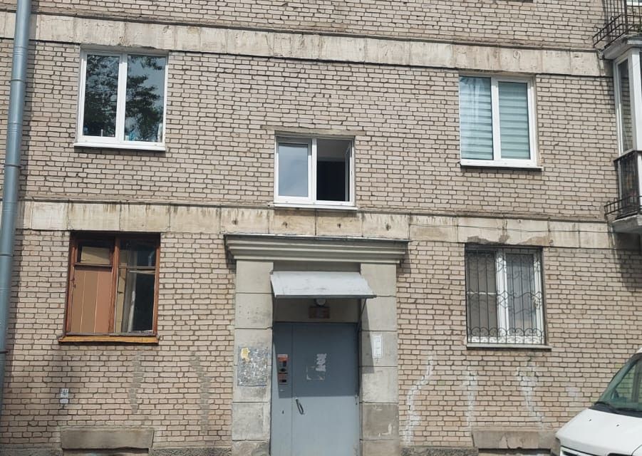 Продаётся комната в 2-комн. квартире, 13 м²