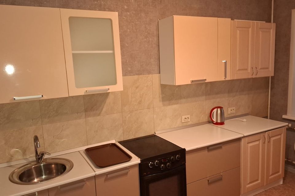 Сдаётся 2-комнатная квартира, 68 м²