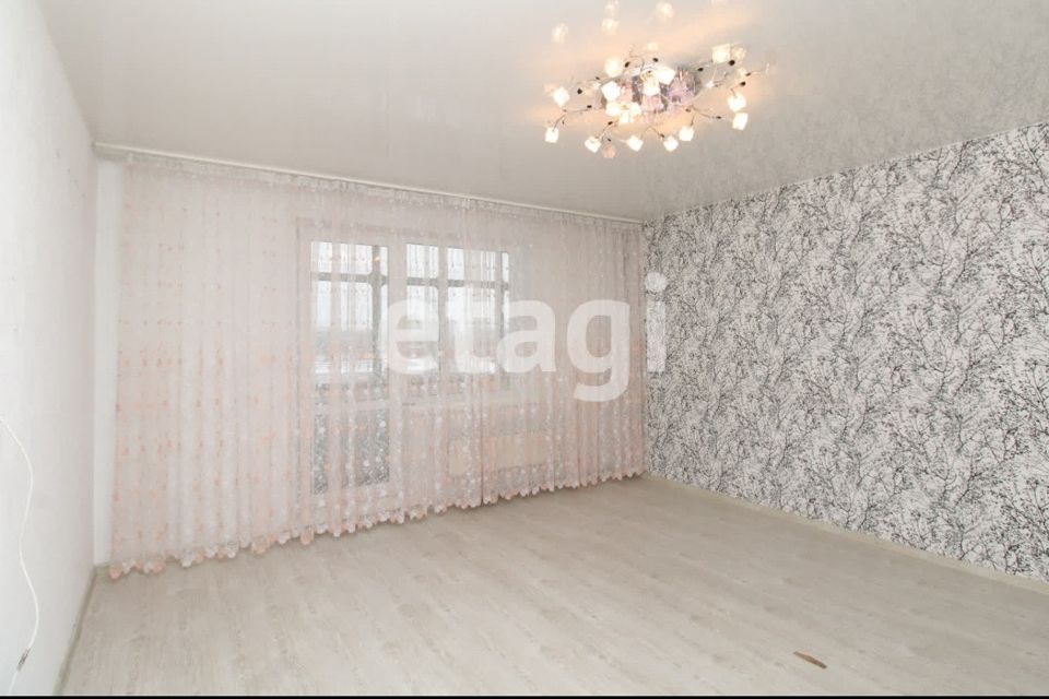 Продаётся 4-комнатная квартира, 77.6 м²