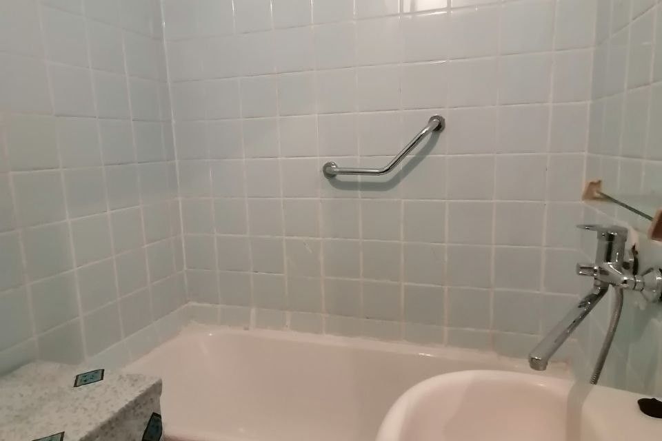 Продаётся 3-комнатная квартира, 59.3 м²