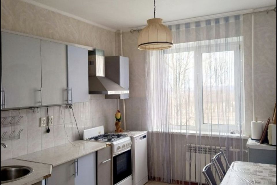 Продаётся 3-комнатная квартира, 65.5 м²