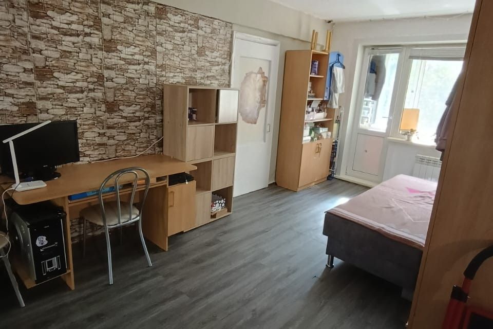 Продаётся 3-комнатная квартира, 56.3 м²