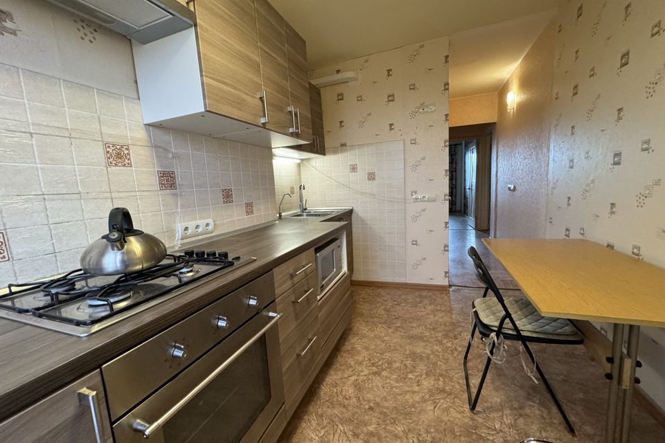 Продаётся 3-комнатная квартира, 65 м²