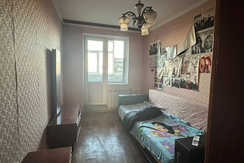 Продаётся 4-комнатная квартира, 85 м²