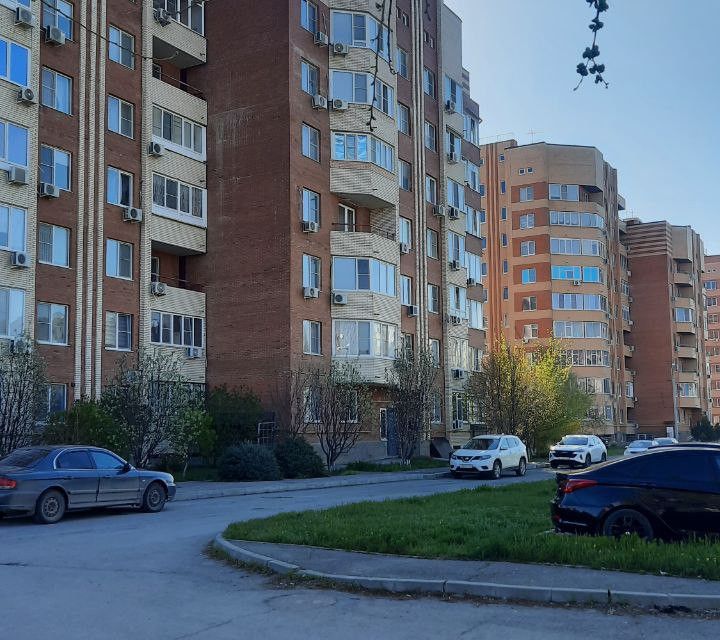 Продаётся 2-комнатная квартира, 58.4 м²