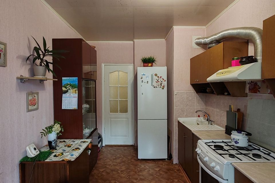 Продаётся 3-комнатная квартира, 63.9 м²