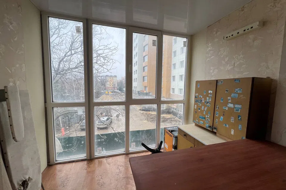 Продаётся 3-комнатная квартира, 51.2 м²