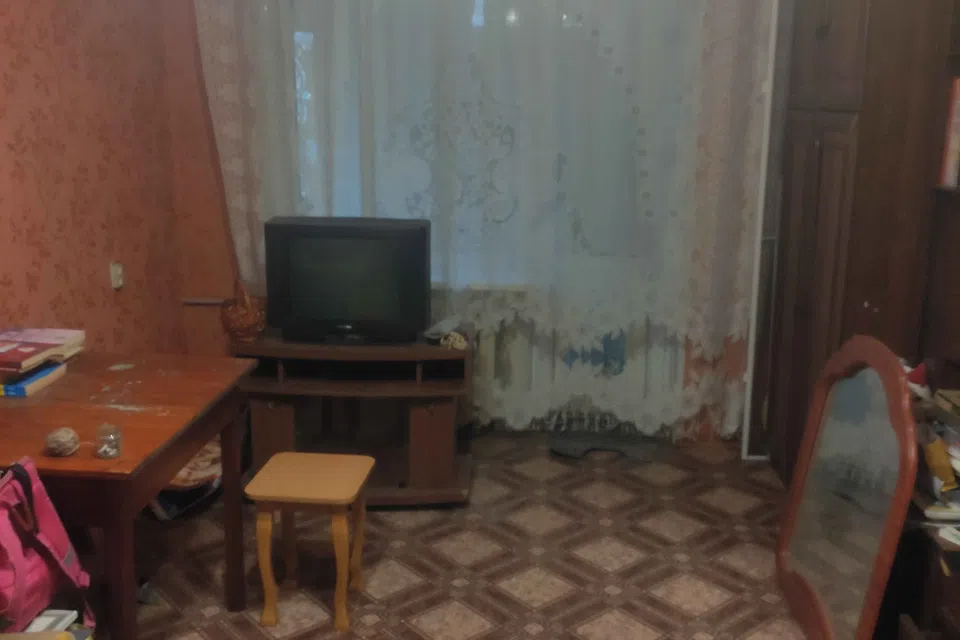 Продаётся 2-комнатная квартира, 42.8 м²