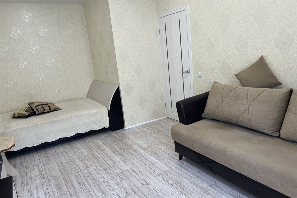 Сдаётся 1-комнатная квартира, 43 м²