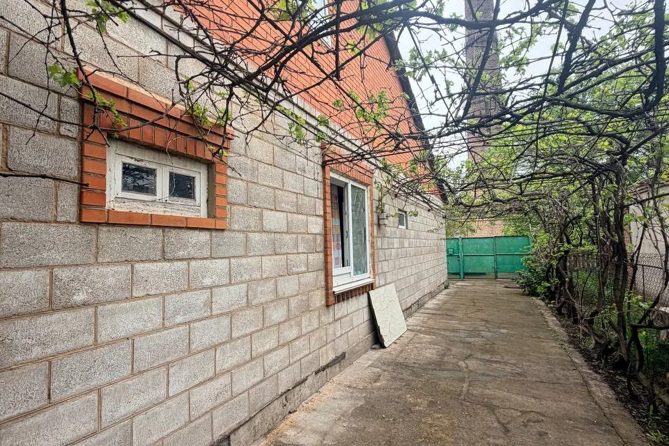 Продаётся 2-этажный дом, 162 м²