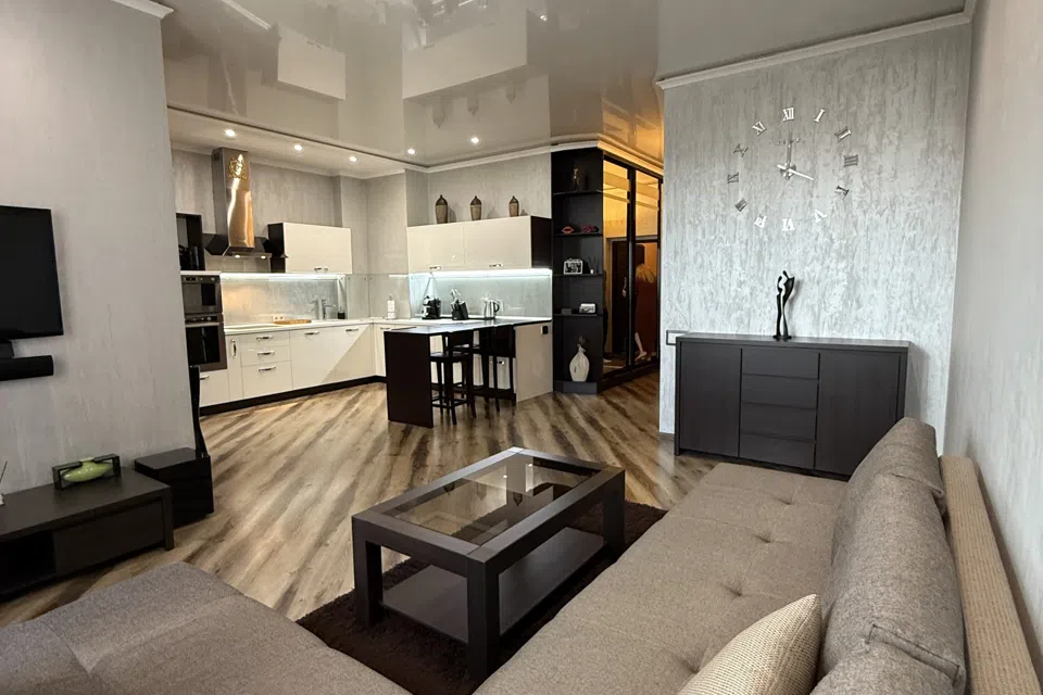 Продаётся 1-комнатная квартира, 51.4 м²