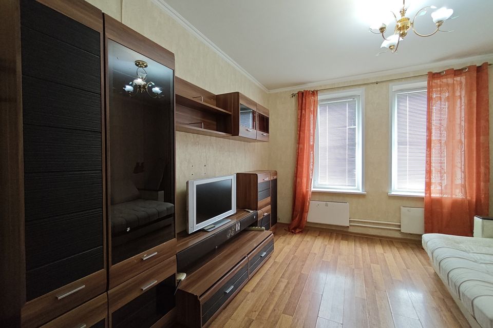 Продаётся 1-комнатная квартира, 38 м²