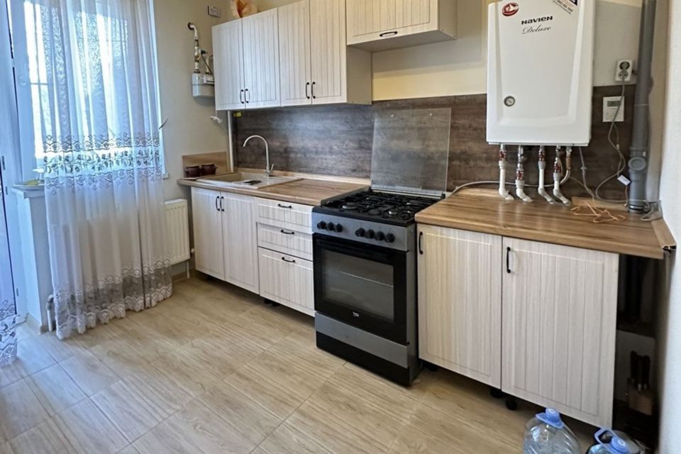 Сдаётся 1-комнатная квартира, 38 м²