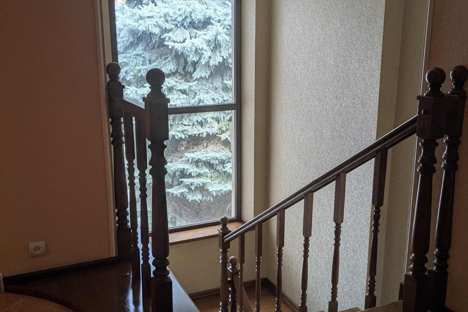 Продаётся 2-этажный дом, 270 м²