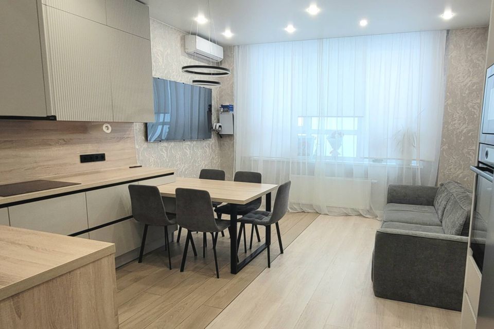 Сдаётся 3-комнатная квартира, 110.8 м²