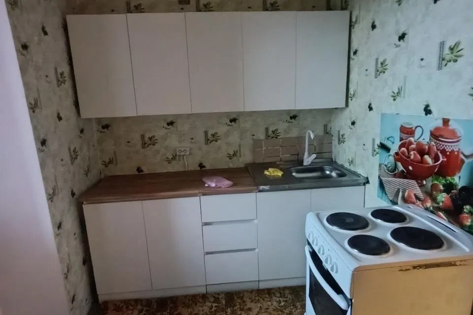 Продаётся комната в 1-комн. квартире, 32 м²