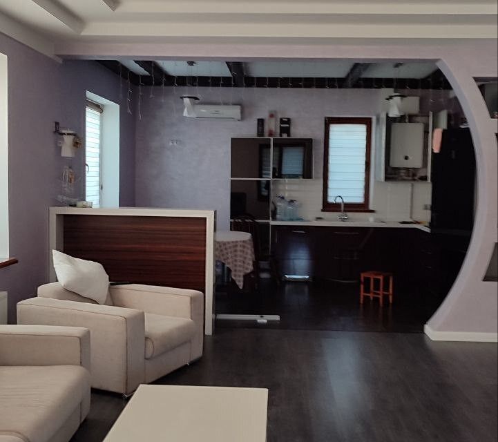 Продаётся 2-этажный дом, 231 м²