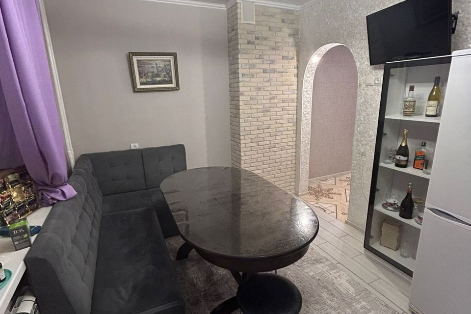 Продаётся 2-комнатная квартира, 60 м²