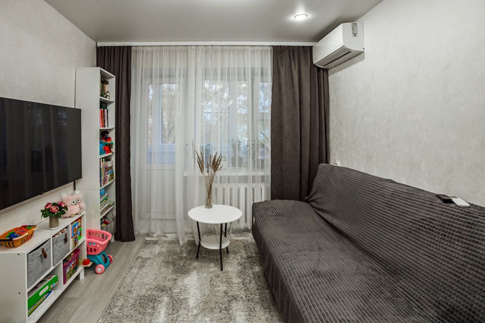 Продаётся 2-комнатная квартира, 43.8 м²