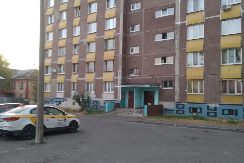 Продаётся 2-комнатная квартира, 43.8 м²