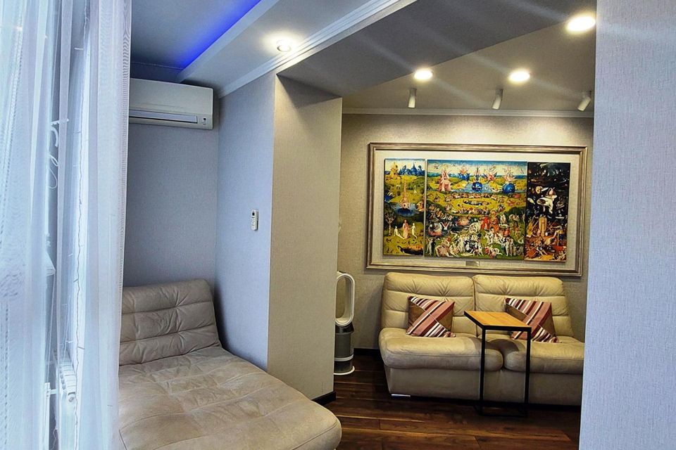 Продаётся 3-комнатная квартира, 88 м²